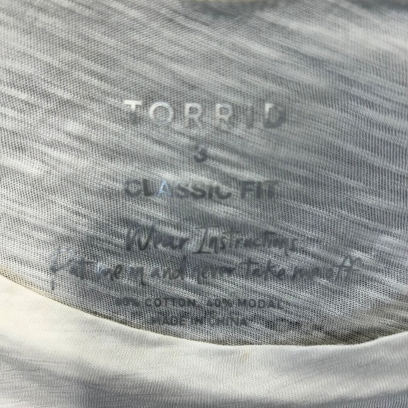 Torrid Long Sleeve Cinch Waist Ivory Shirt Classic Fit Womens 3 Come As You Are - Picture 9 of 10